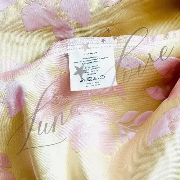 V. CHAPMAN The Vera Dress in Light Lilac Baroque Floral (size 6) NWT - Picture 9 of 14